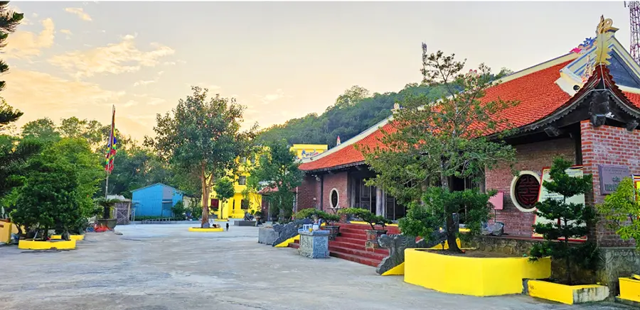 Chùa Trúc Lâm Cô Tô