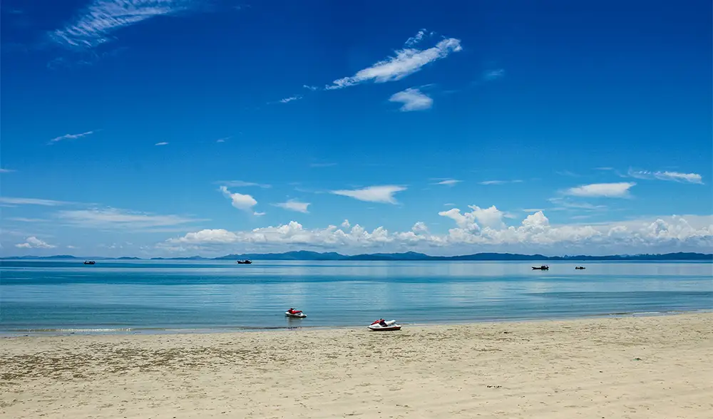 Bãi biển Tình Yêu